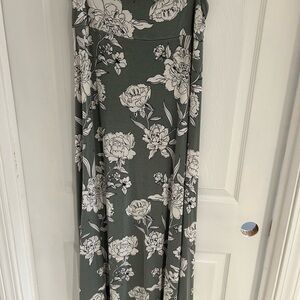 Market & Spruce Joven Floral Knit Maxi Skirt XL Sage Green Rayon Stretch